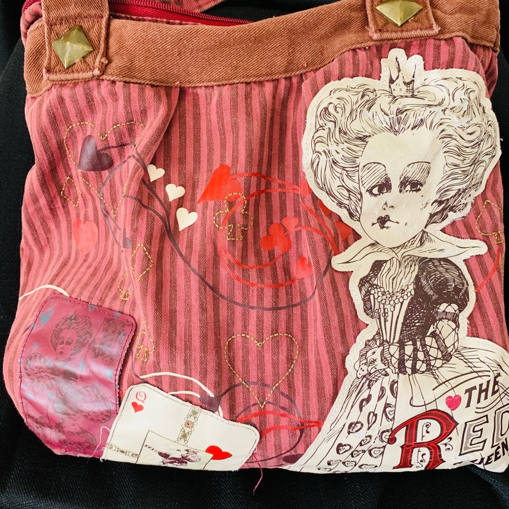 Hobo bag “Alice in Wonderland” theme